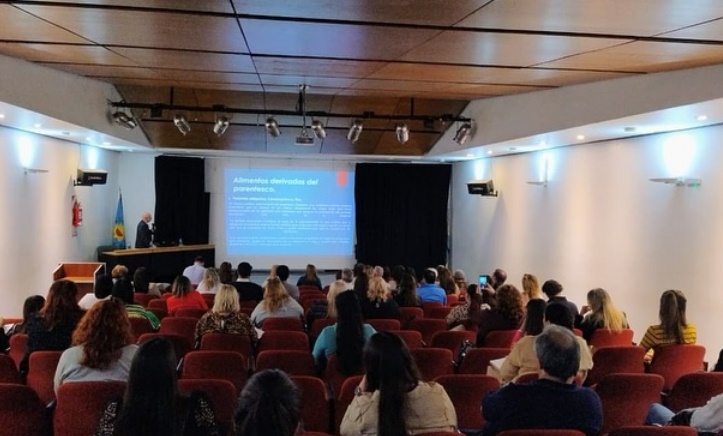 Jornada sobre “Responsabilidad Alimentaria de los Abuelos” en el Colegio de Abogados de Quilmes
