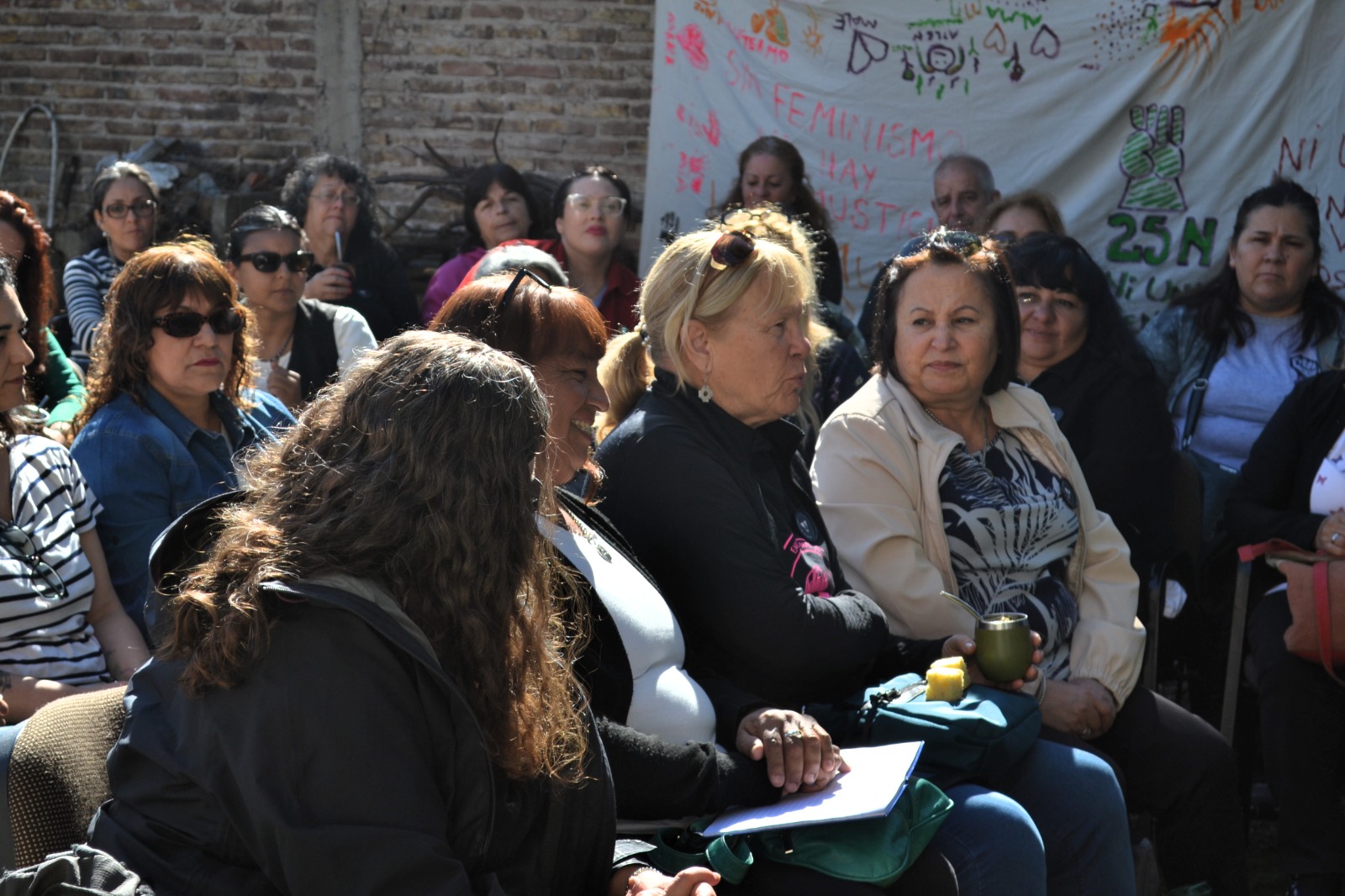 Capacitación en búsqueda de mujeres dictada por el Ministerio de Mujeres para la Mesa Local de Varela