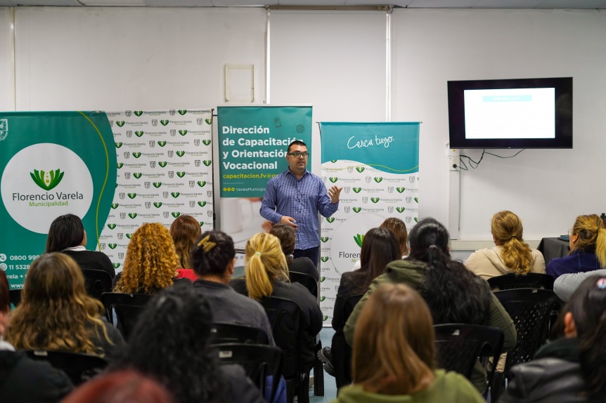 Florencio Varela capacitó personal administrativo sanitario para optimizar la atención