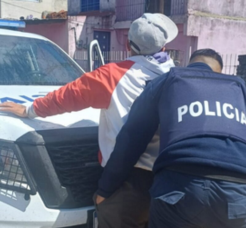 Operativos policiales en Varela: aprehendidos por robos y venta ilegal de medicamentos