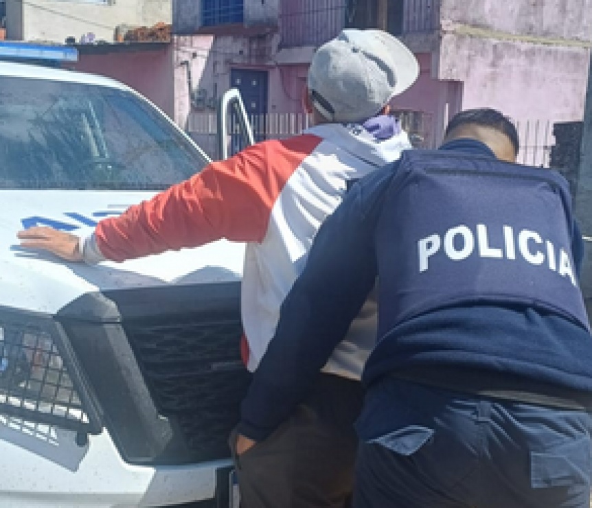 Operativos policiales en Varela: aprehendidos por robos y venta ilegal de medicamentos