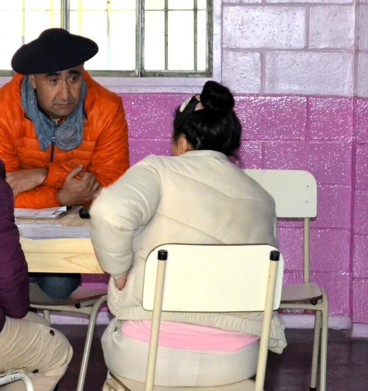Elevan a juicio la causa contra un jefe del penal de Florencio Varela y seis médicos por abandono y trato inhumano a una persona trans