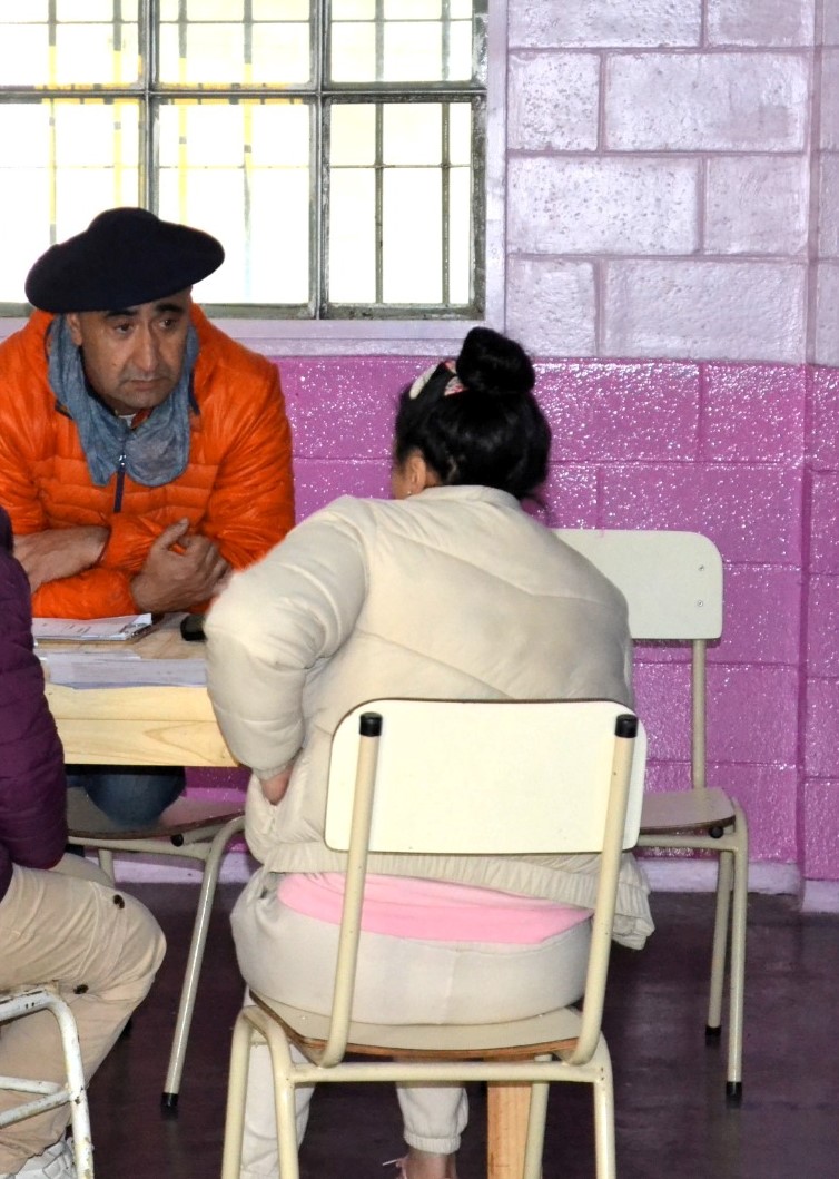 Elevan a juicio la causa contra un jefe del penal de Florencio Varela y seis médicos por abandono y trato inhumano a una persona trans