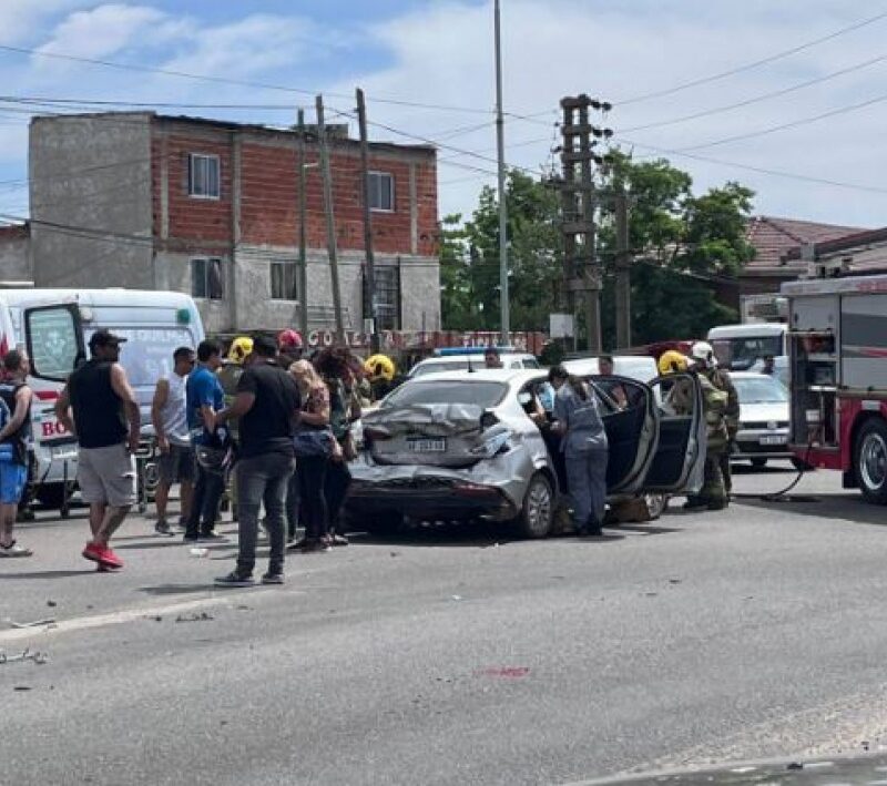 Accidente en Monteverde y 898 dejó cuatro personas heridas y trasladadas al hospital
