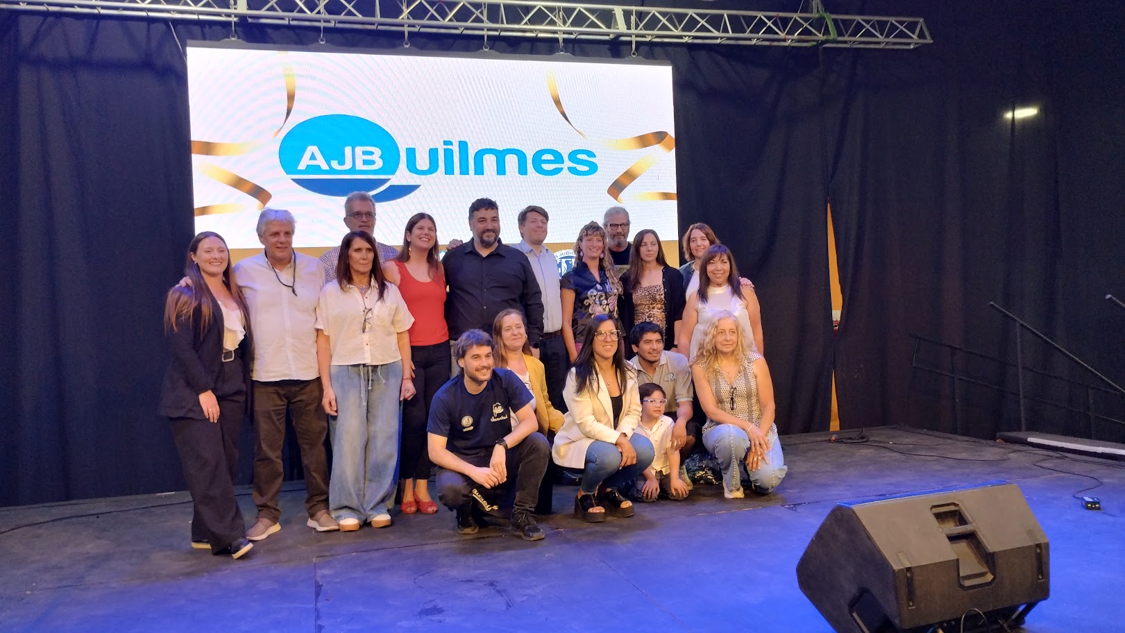 La AJB Quilmes celebró la fiesta de fin de año de los judiciales en el De Vicenzo de Berazategui