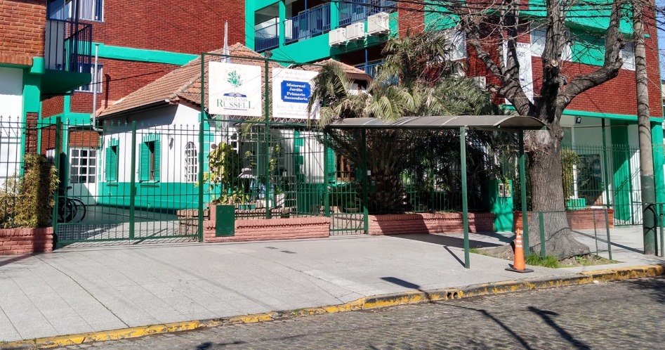 Suspenden a un docente de Banfield acusado de «adoctrinamiento político»