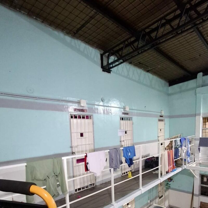 Penitenciarios detenidos por el asesinato de un interno en el penal de Varela: lo golpearon hasta matarlo, tenía más de 25 lesiones en el cuerpo