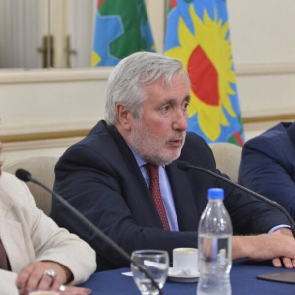 Senadores encabezaron una jornada contra el grooming: “Debemos trabajar todos juntos”