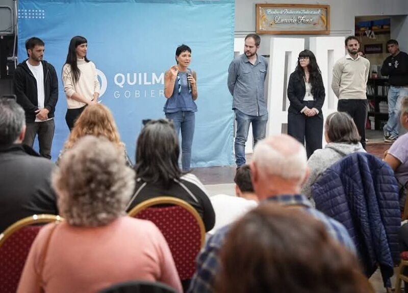 Mayra Mendoza entregó fondos a centros de jubilados y eximió del pago de tasas a más de 100 adultos mayores