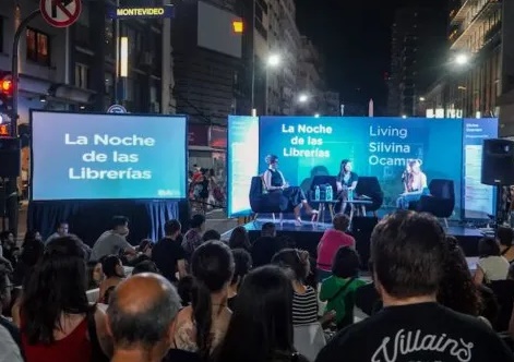 La Noche de las Librerías volvió a convocar multitudes y reafirmó la pasión por los libros