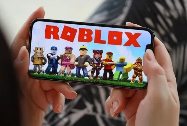 CABA bloqueó Roblox en las escuelas, tras una denuncia de grooming