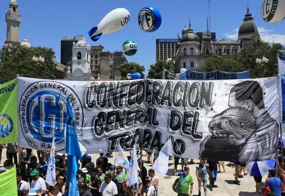 La CGT marchó contra la reforma laboral y dejó una advertencia al gobierno: “se viene un paro general”