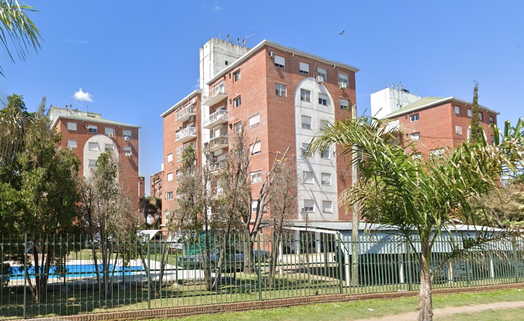 Pelea familiar en Ezpeleta: sobrino hirió de una puñalada a su tío