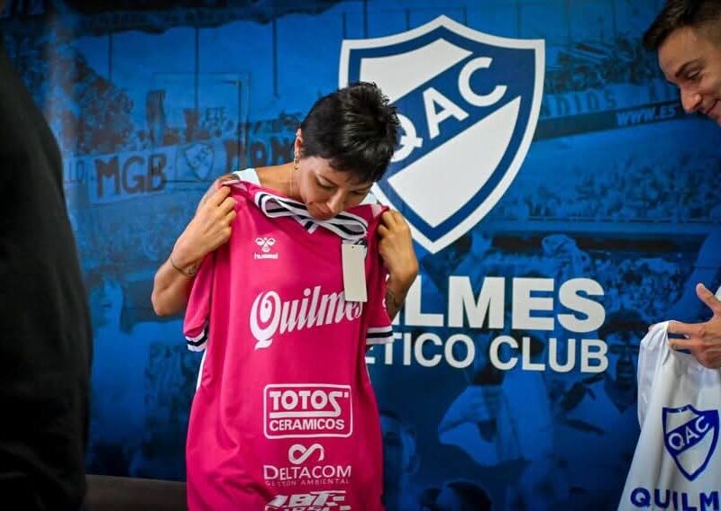 Mayra Mendoza entregó un subsidio a para el recambio de luminarias del Estadio Centenario