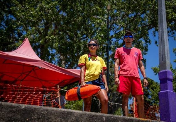 Héroes anónimos: guardavidas evitó una tragedia en la ribera de Quilmes