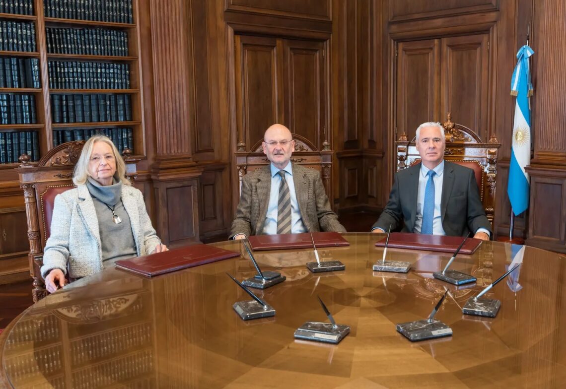 La AJB reclama que se designen mujeres para ocupar las vacantes en la Suprema Corte