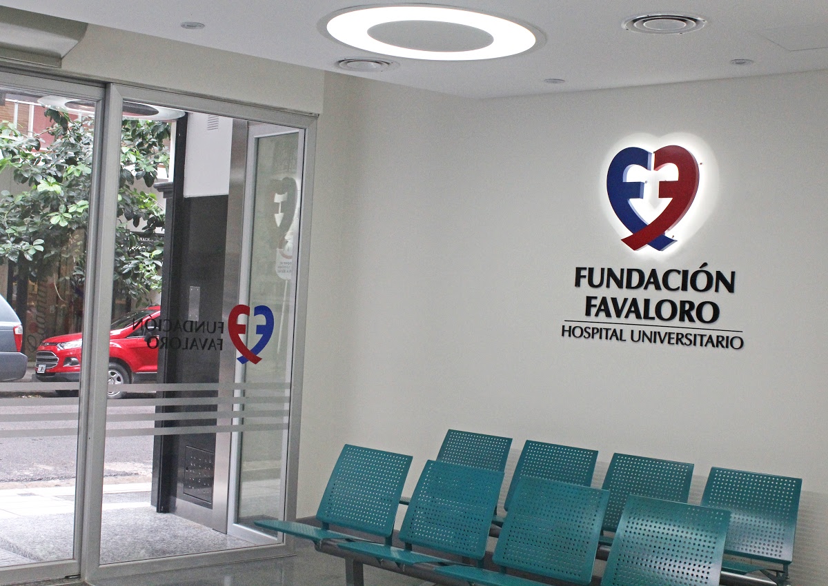 Hospital Universitario Fundación Favaloro: Primera reparación de válvula mitral asistida por robot en Argentina