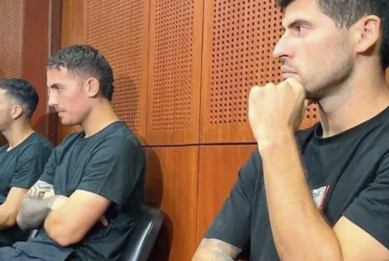 Sobreseyeron a los exjugadores de Vélez acusados de violación