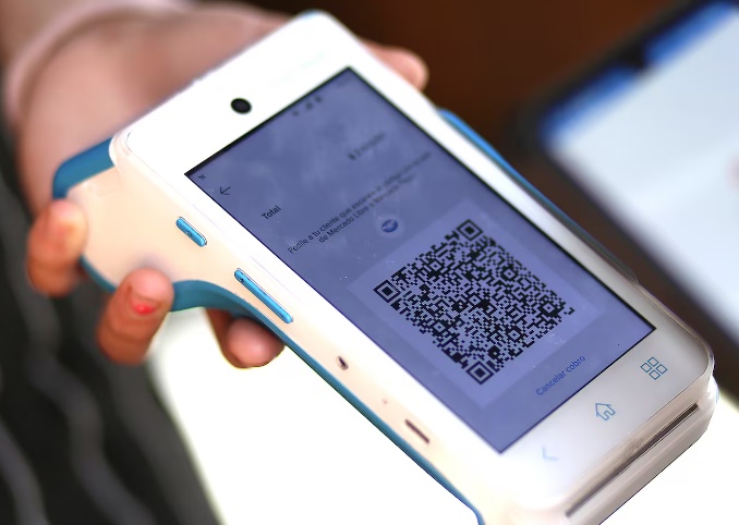 Le vaciaron la cuenta tras robarle el celular: el banco tiene que pagarle a la víctima