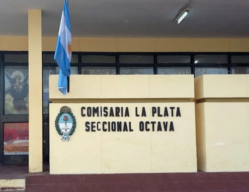 Asuntos internos allanó una Comisaría en La Plata y desafectó a su titular