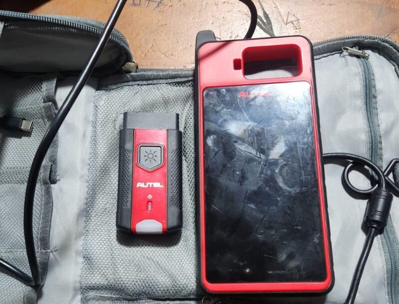 Cayeron cuatro sospechosos con un clonador de llaves y un auto en un operativo policial en Avellaneda