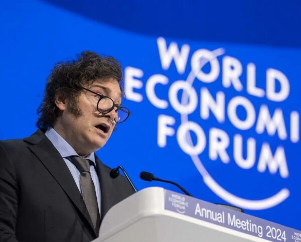 Milei defendió el capitalismo y criticó al socialismo en su discurso ante el foro de Davos