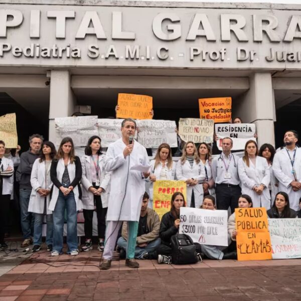 Trabajadores del Garrahan lanzan una campaña contra las sanciones irregulares del Gobierno