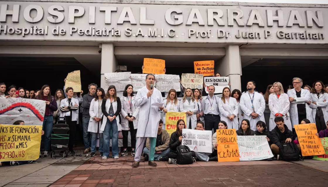 Trabajadores del Garrahan lanzan una campaña contra las sanciones irregulares del Gobierno