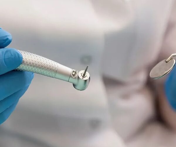 El hospital odontológico de la UBA atenderá durante enero y febrero