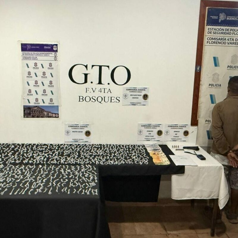 Operativo en Bosques: detuvieron a un hombre con más de 600 dosis depaco y un arma de fuego