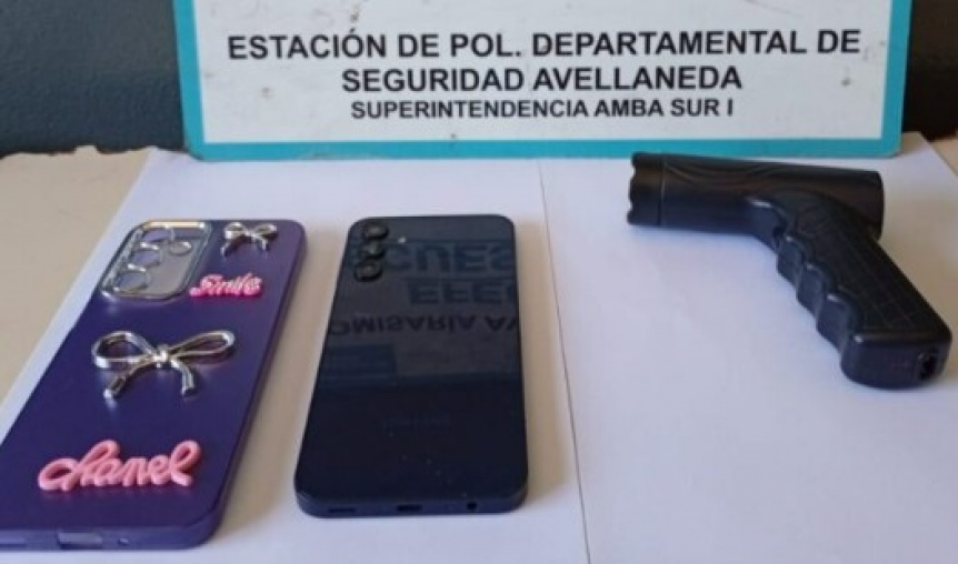 Usaron una picana para robar a un chofer de aplicaciones de autos en Avellaneda