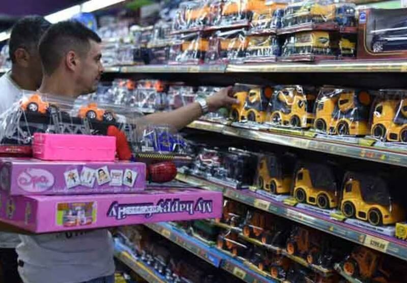 Reyes Magos 2026: proyectan un gasto promedio de $59.500 y aumentos por debajo de la inflación
