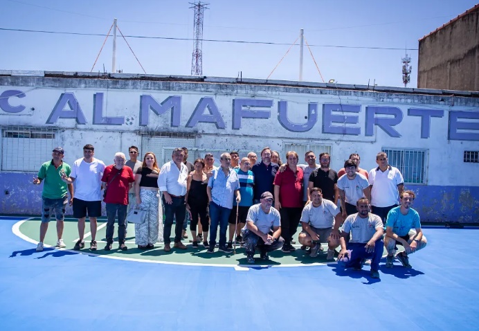 El Gobierno bonaerense pone en valor a los clubes de barrio de la Provincia