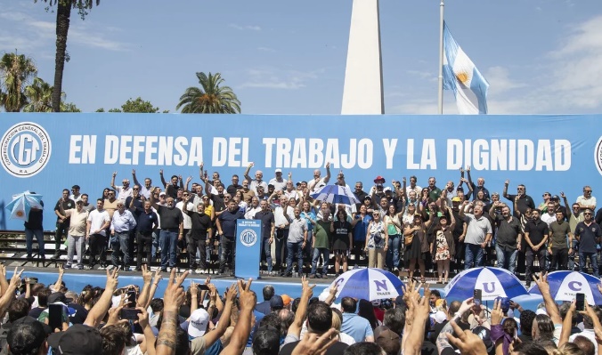 La CGT se reúne el lunes y planifica un paro general