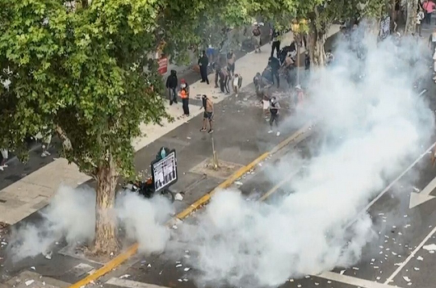 El Gobierno apuntó contra manifestantes por los incidentes en el Congreso