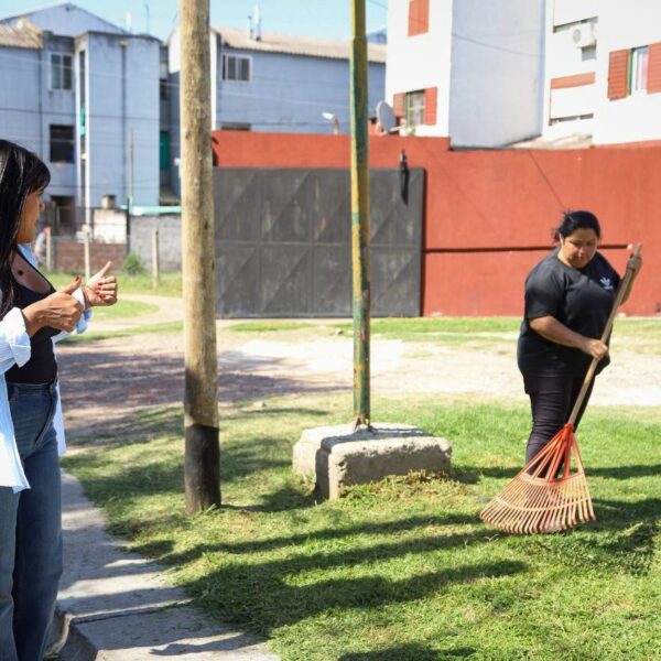 Nuevo operativo de limpieza integral en el barrio Papelero, en Quilmes Oeste