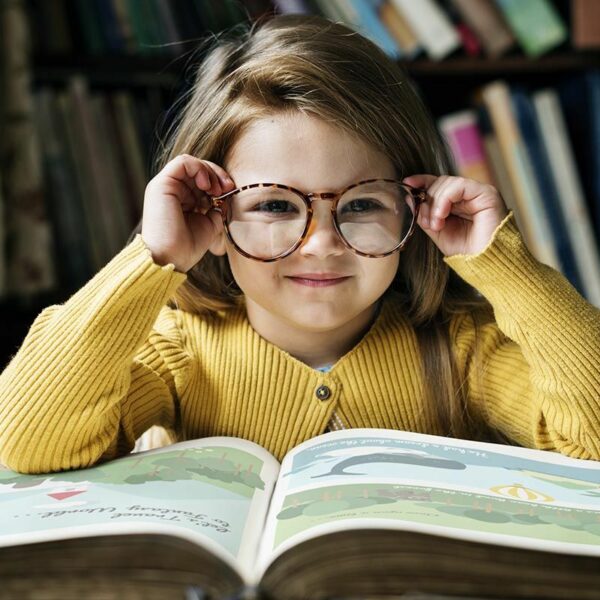 Estiman que para 2050 el 40% de los niños y niñas sufrirán miopía