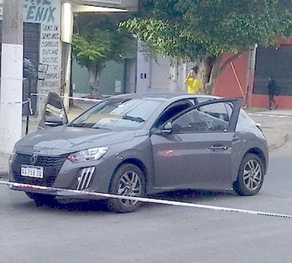 Bernal Oeste: delincuentes balearon a un hombre para robarle