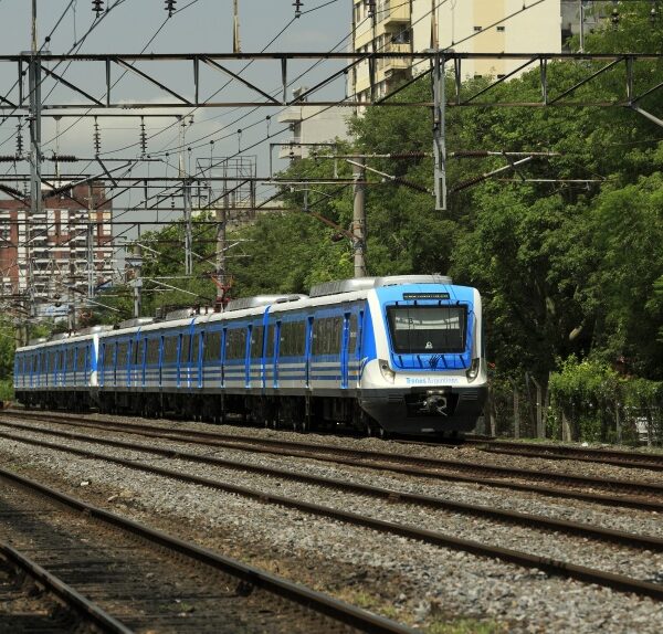 Línea Roca: por obras, el ramal La Plata circulará limitado este domingo