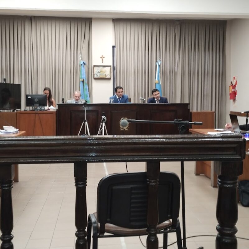 Piden 13 años para el acusado de matar al joven atrapado en una reja en Bernal Oeste