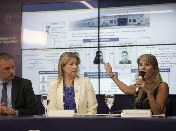 Anuncian que siete presos habrían extorsionado al soldado que se suicidó en la Quinta de Olivos