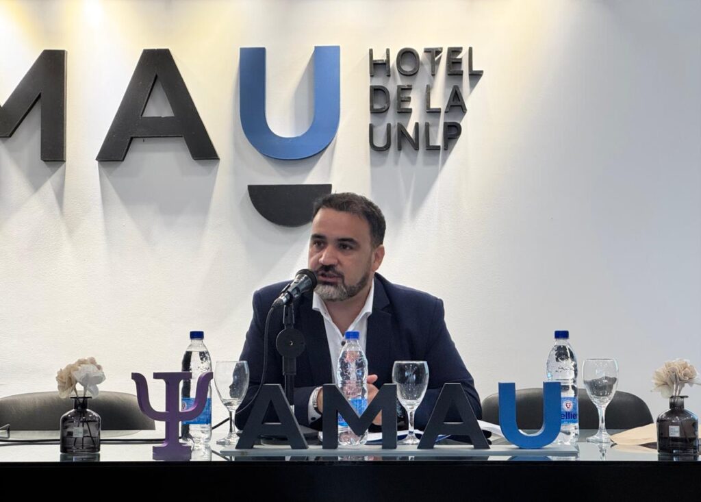 Proponen la educación digital para prevenir el grooming y delitos contra infancias