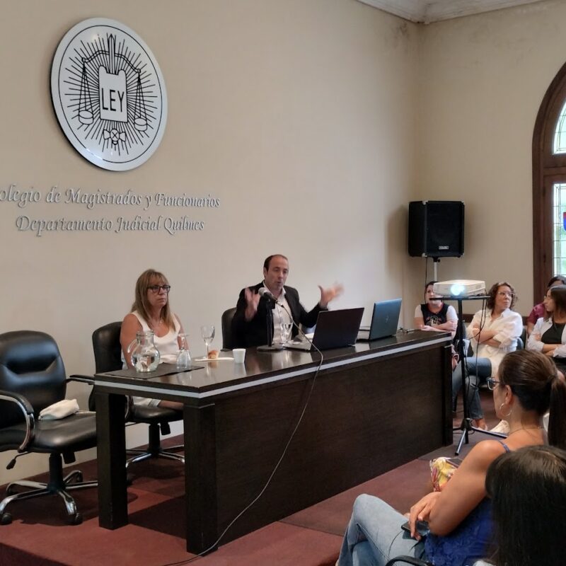 Quilmes: capacitan a equipos de Desarrollo Social en materia judicial