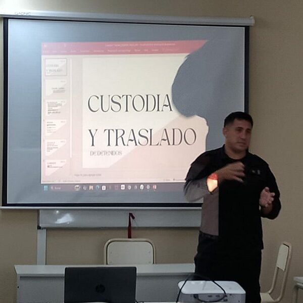 Florencio Varela: capacitación clave para optimizar la seguridad en traslados de internos