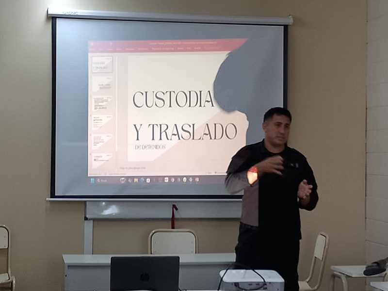 Florencio Varela: capacitación clave para optimizar la seguridad en traslados de internos