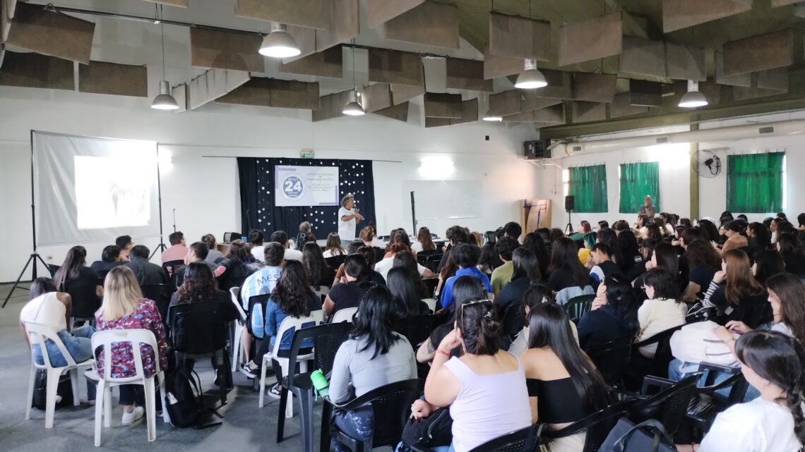 El ISFDyT 24 de Bernal ofrece propuestas para el cierre de la Semana de la Memoria