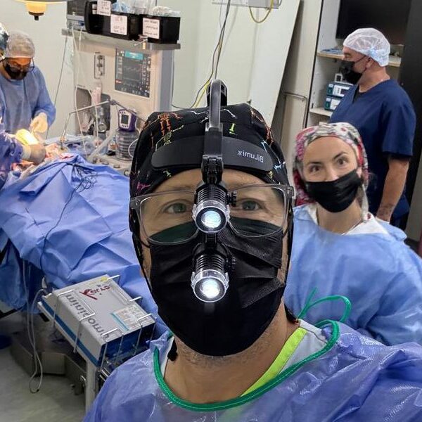 Histórica cirugía en la Unidad 22 de Olmos: extirparon un tumor facial de gran tamaño en una intervención inédita