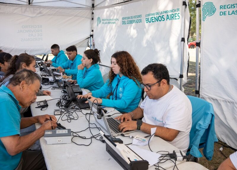 Operativo con servicios gratuitos reunió a más de mil vecinos en El Tropezón en Florencio Varela