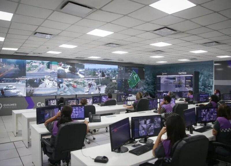 Quilmes incorporó nuevas tecnologías de monitoreo en el Centro de Emergencias