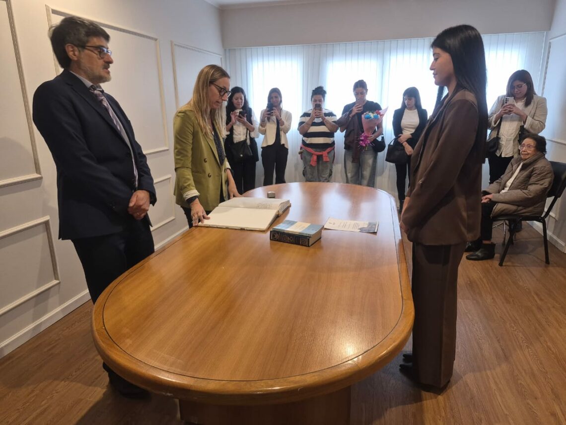 Florencio Varela: juró la doctora Solange Burgos como Auxiliar Letrada de la fiscalía descentralizada Nº 9